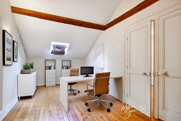 Ancien Moulin sur 1,3 Ha de terrain à MESSIMY (69)