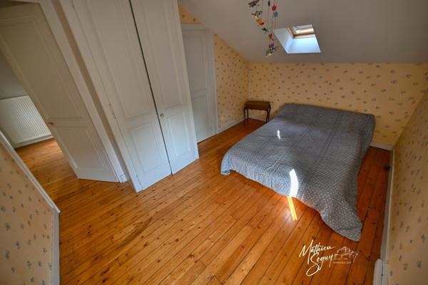 Ancien Moulin sur 1,3 Ha de terrain à MESSIMY (69)