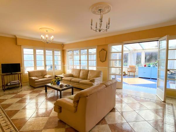 Chartres secteur Maunoury maison 230m², 4 chambres dont 2 en rdc, sur terrain 1000m²