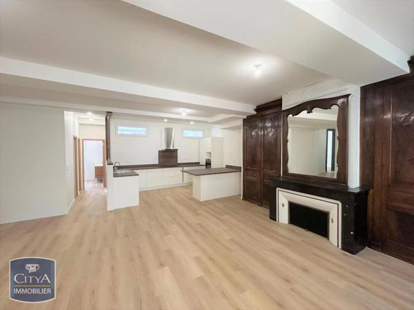 Appartement à louer 4 pièces 124.41m² Libourne (33500)