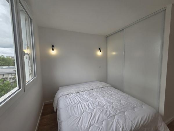 Appartement à louer 800 € CC Pau 3 p 54 m² DPE C