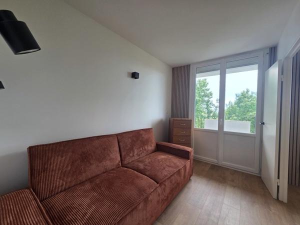 Appartement à louer 800 € CC Pau 3 p 54 m² DPE C