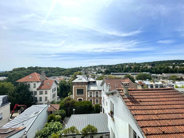 SEVRES Brancas - Appartement 4 pièces Loyer 1 935 €/mois charges comprises **  - Référence  683-S