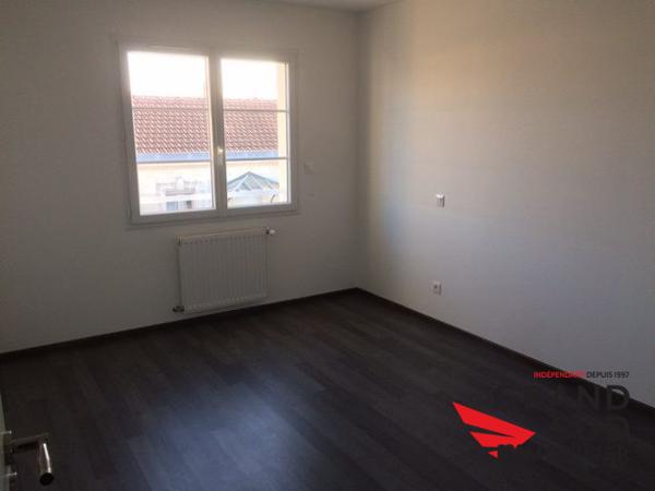 Maison T5 de 135m²  avec jardin et garage située à Bègles