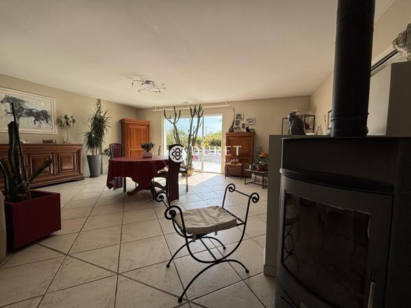Maison familiale de plain-pied – 180 m² – Parc paysager de 3 000 m²