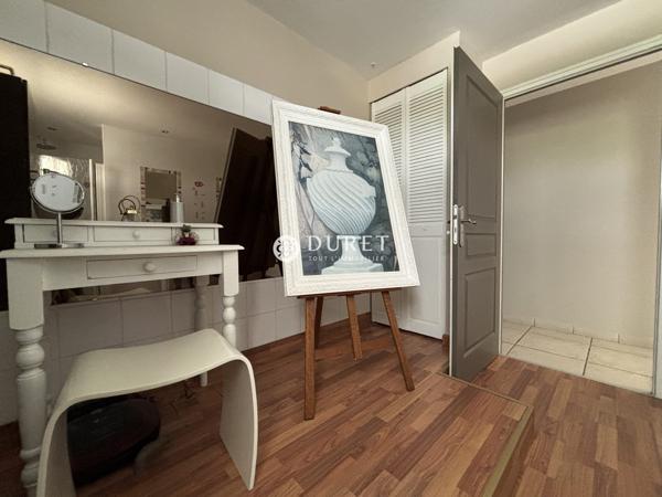 Maison familiale de plain-pied – 180 m² – Parc paysager de 3 000 m²