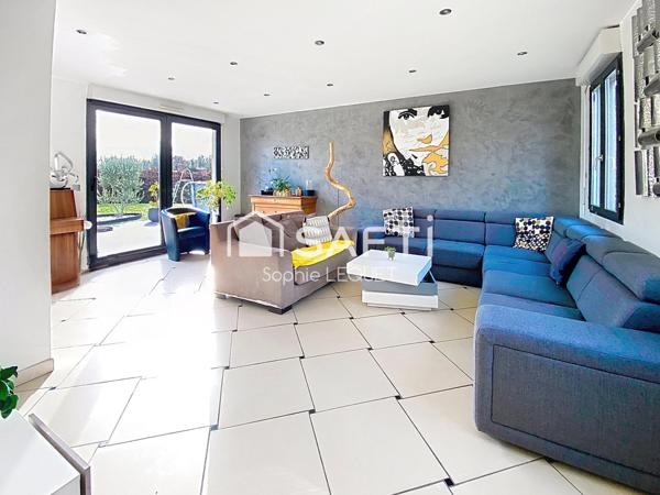 Villa individuelle 4/5 Chambres, Grand jardin, Garage + Parking