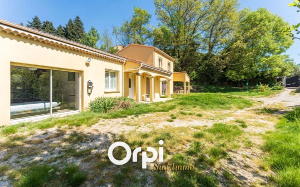 Maison à vendre    8 pièces •  Flaviac