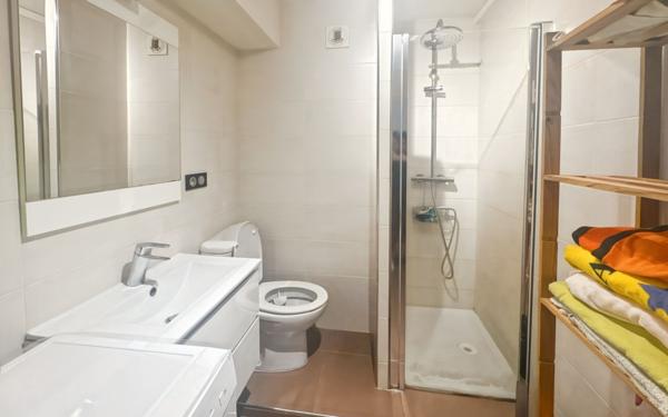 Appartement à vendre    1 pièce • 27 m2 Antibes