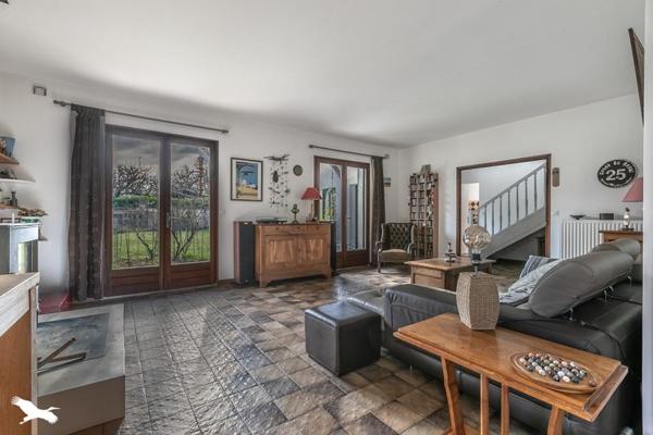 Maison à vendre |  Saint-Jean-d'Illac |  7 pièces | 201 m²