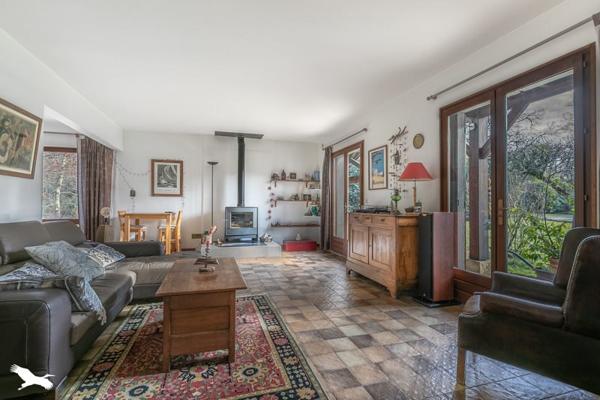 Maison à vendre |  Saint-Jean-d'Illac |  7 pièces | 201 m²