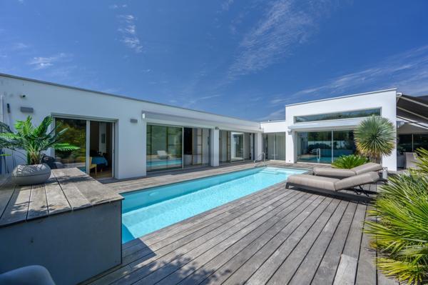 Vente Maison contemporaine Ploemeur 5 Pièces 167 m²