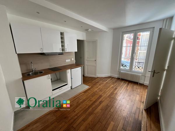 Appartement · Location Paris (75018) 2 pièces · 32m²