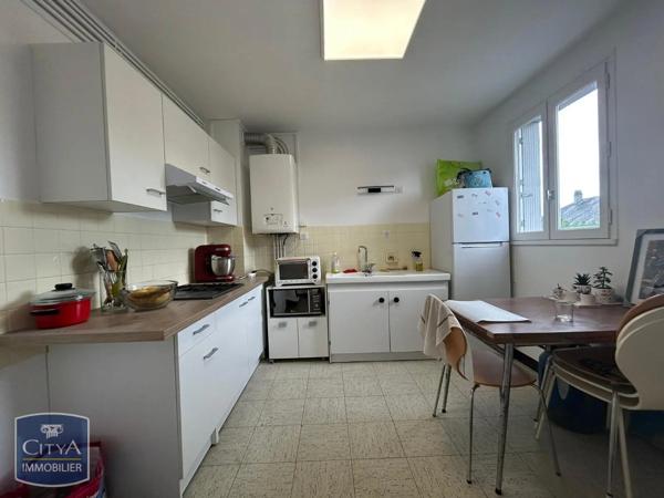 Appartement à louer 1 pièce 32.85m² Brive-la-Gaillarde (19100)