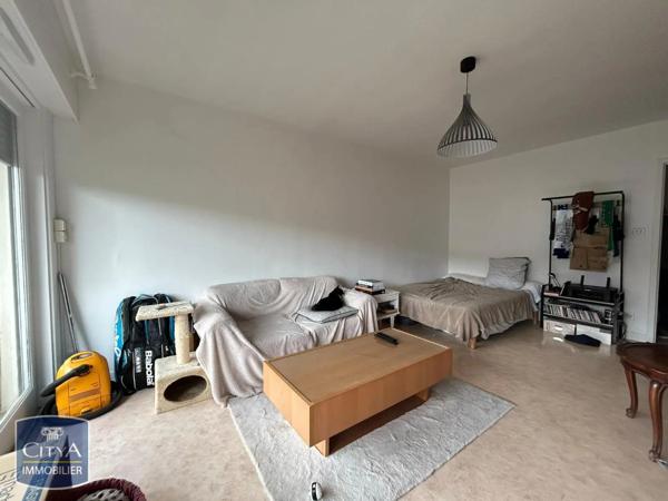 Appartement à louer 1 pièce 32.85m² Brive-la-Gaillarde (19100)