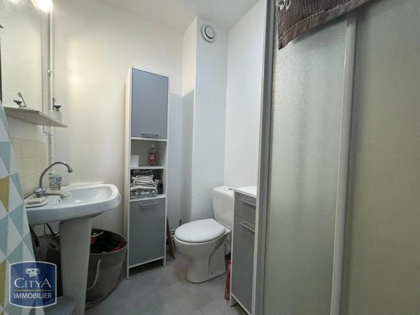 Appartement à louer 1 pièce 32.85m² Brive-la-Gaillarde (19100)