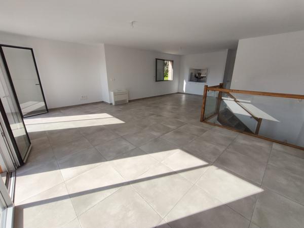 À vendre - Villa, 5 pièces située à Collioure (66190)