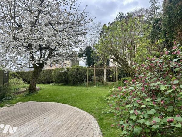 À Vendre à Réguiny Maison située à pied des commodités et services et à 35 minutes de Vannes