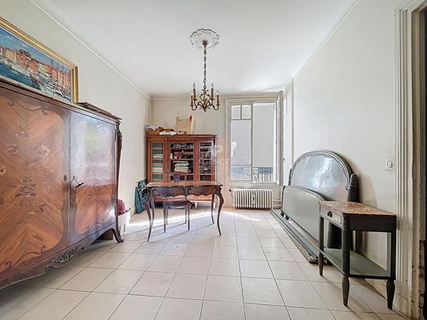 Maison CHATOU 5 pièces €439 000 ** - Référence 161516