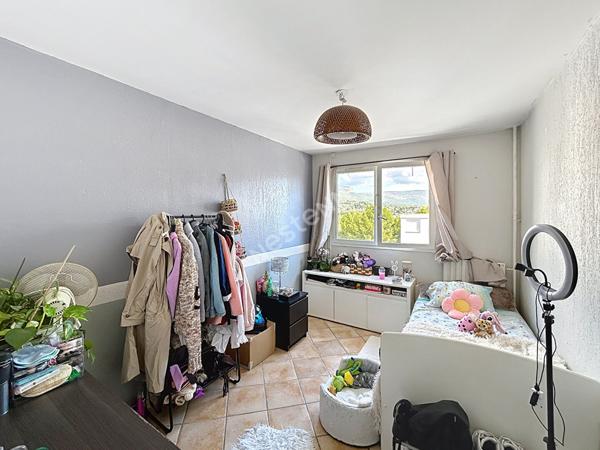 Vente appartement 3 pieces a Toulon, secteur Valbertrand