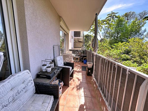 Vente appartement 3 pieces a Toulon, secteur Valbertrand