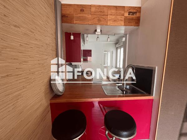 Location Appartement 3 pièces 52.77 m² - 60 RUE EMILE GUICHENNE Pau 64000
