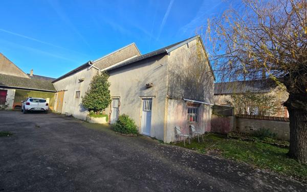 Maison à vendre    5 pièces •  Artenay