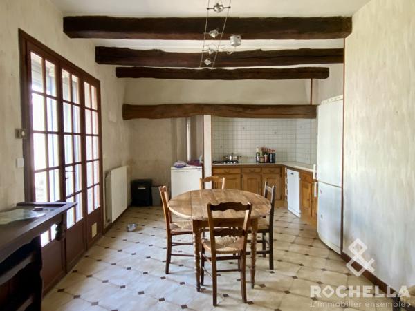 Maison de bourg en pierre