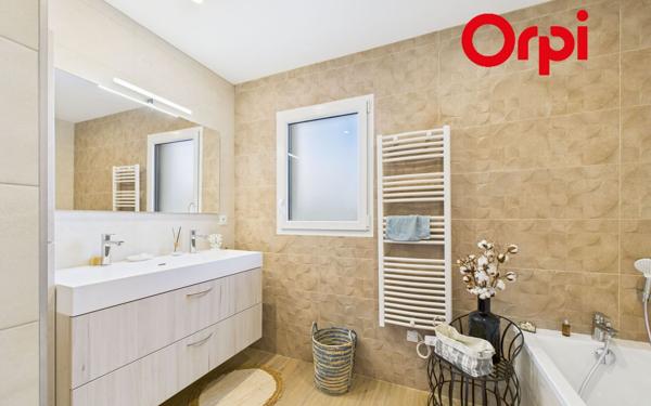 Maison à vendre    4 pièces •  Bernay