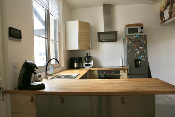 Maison à vendre 4 pièces, sous sol, cave, garage, atelier, + studio à amenager, sur une parcelle de 285m2 à REIMS (51)