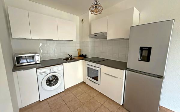 Appartement à louer    2 pièces •  Marseille 9