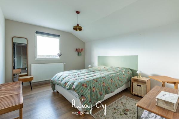 Maison à VIRE NORMANDIE, 14500 - 6 pièces 201m²