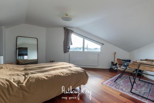 Maison à VIRE NORMANDIE, 14500 - 6 pièces 201m²