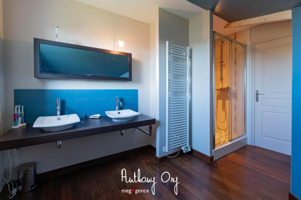 Maison à VIRE NORMANDIE, 14500 - 6 pièces 201m²