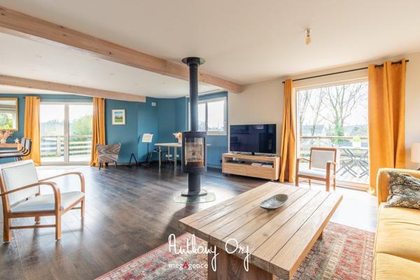 Maison à VIRE NORMANDIE, 14500 - 6 pièces 201m²