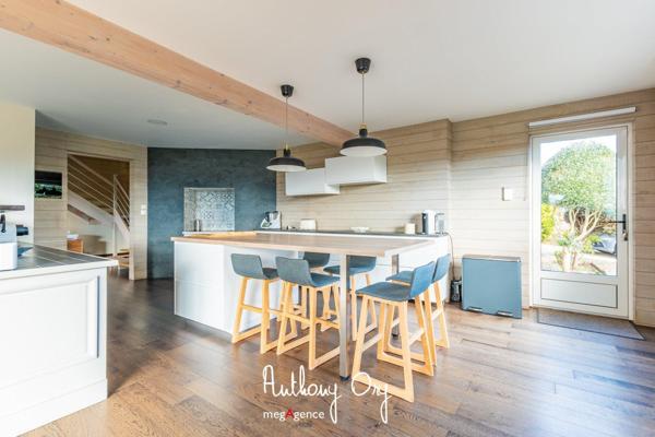 Maison à VIRE NORMANDIE, 14500 - 6 pièces 201m²