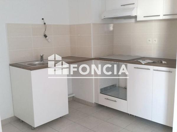 Location Appartement 3 pièces 59.82 m² - 26 AVENUE COROT Marseille 13013