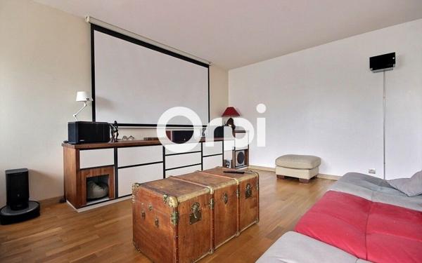 Appartement à vendre    3 pièces • 60,64 m2 Élancourt