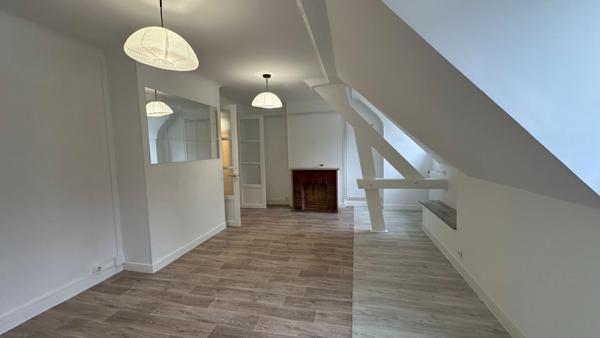 Appartement à vendre de 4 pièces principales en centre ville de Compiègne