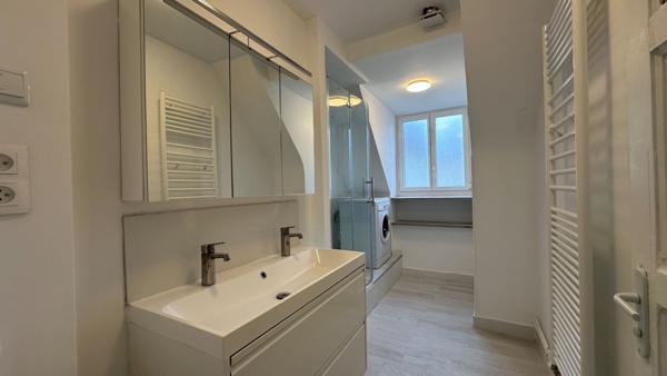 Appartement à vendre de 4 pièces principales en centre ville de Compiègne