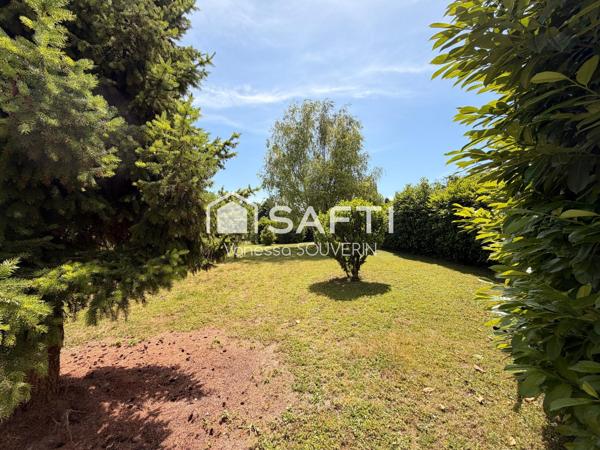 Maison T5 avec dépendances et 3 garages et jardin