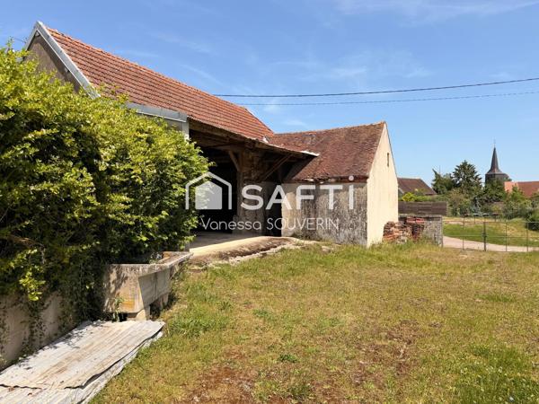 Maison T5 avec dépendances et 3 garages et jardin