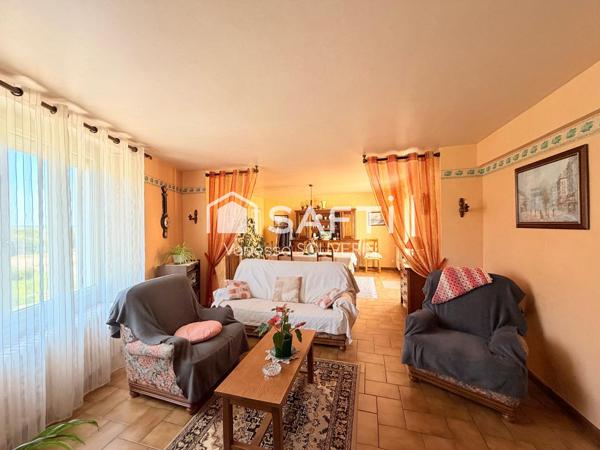 Maison T5 avec dépendances et 3 garages et jardin