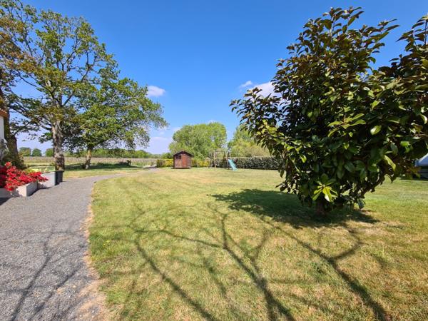 MAGNIFIQUE TERRAIN A BATIR A 5 MN DU CENTRE !,  
Vallet 44330