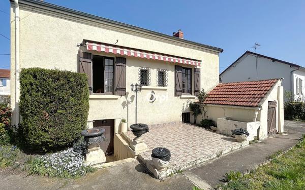 Maison à vendre    3 pièces •  Montluçon