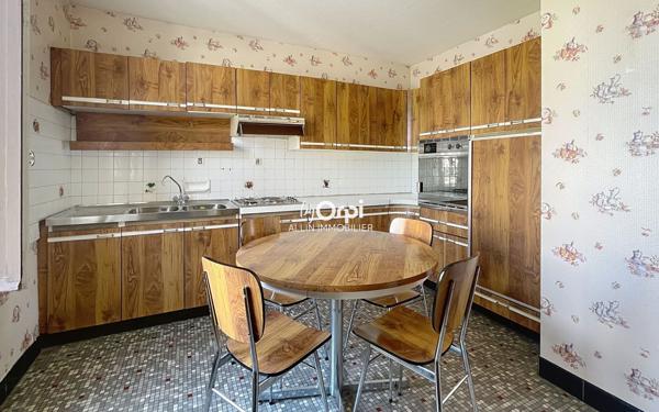 Maison à vendre    3 pièces •  Montluçon