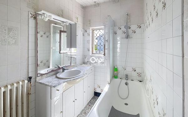 Maison à vendre    3 pièces •  Montluçon