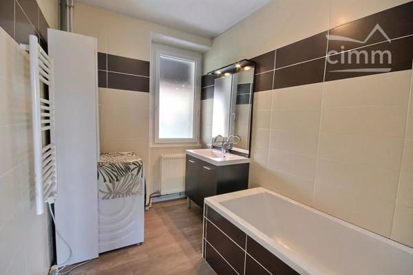 A VENDRE MAISON 6 PIECES 113 M2 / 198 M2 VALGELON LA ROCHETTE 73110.