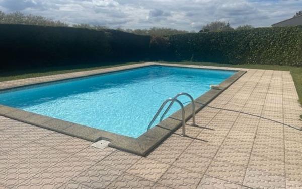 Maison à vendre    5 pièces •  Castres