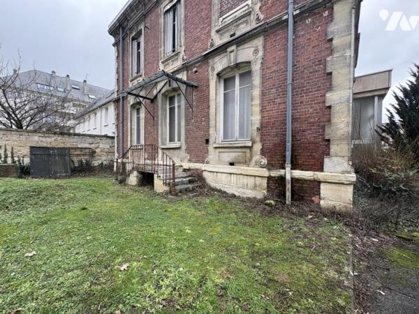 Immeuble Suzanne Noel ancienne maternité de LAON (1500 m2)